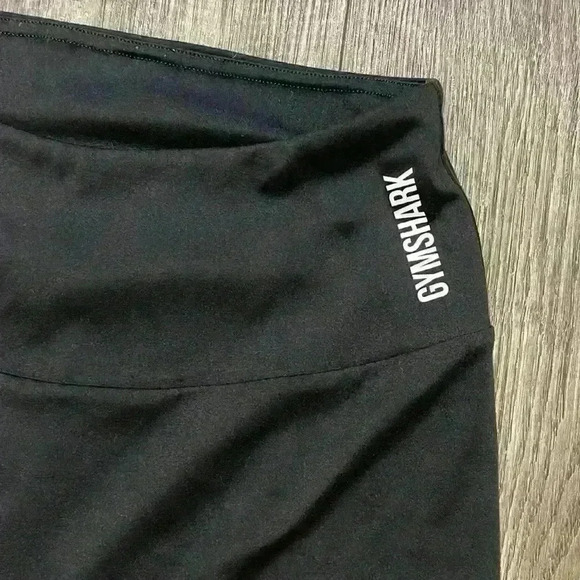 Gymshark high rise ankle & cropped leggings size M -14.4” - Picture 2 of 6